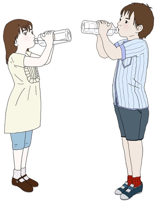 水を飲む|経口補水|子供